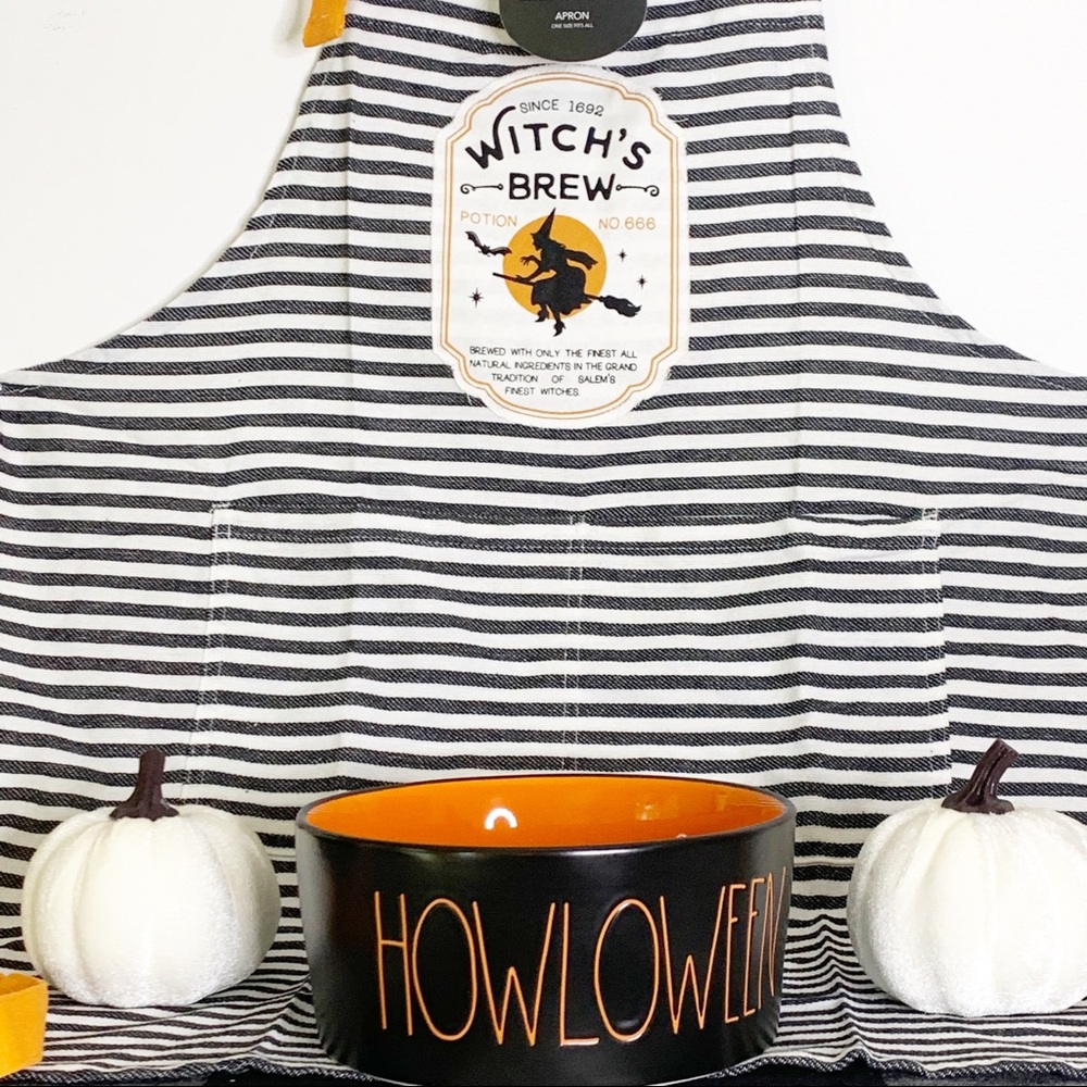 NWT🎃Rae Dunn “HOWLOWEEN” 🐶 for your Furry Friend - Picture 2 of 9